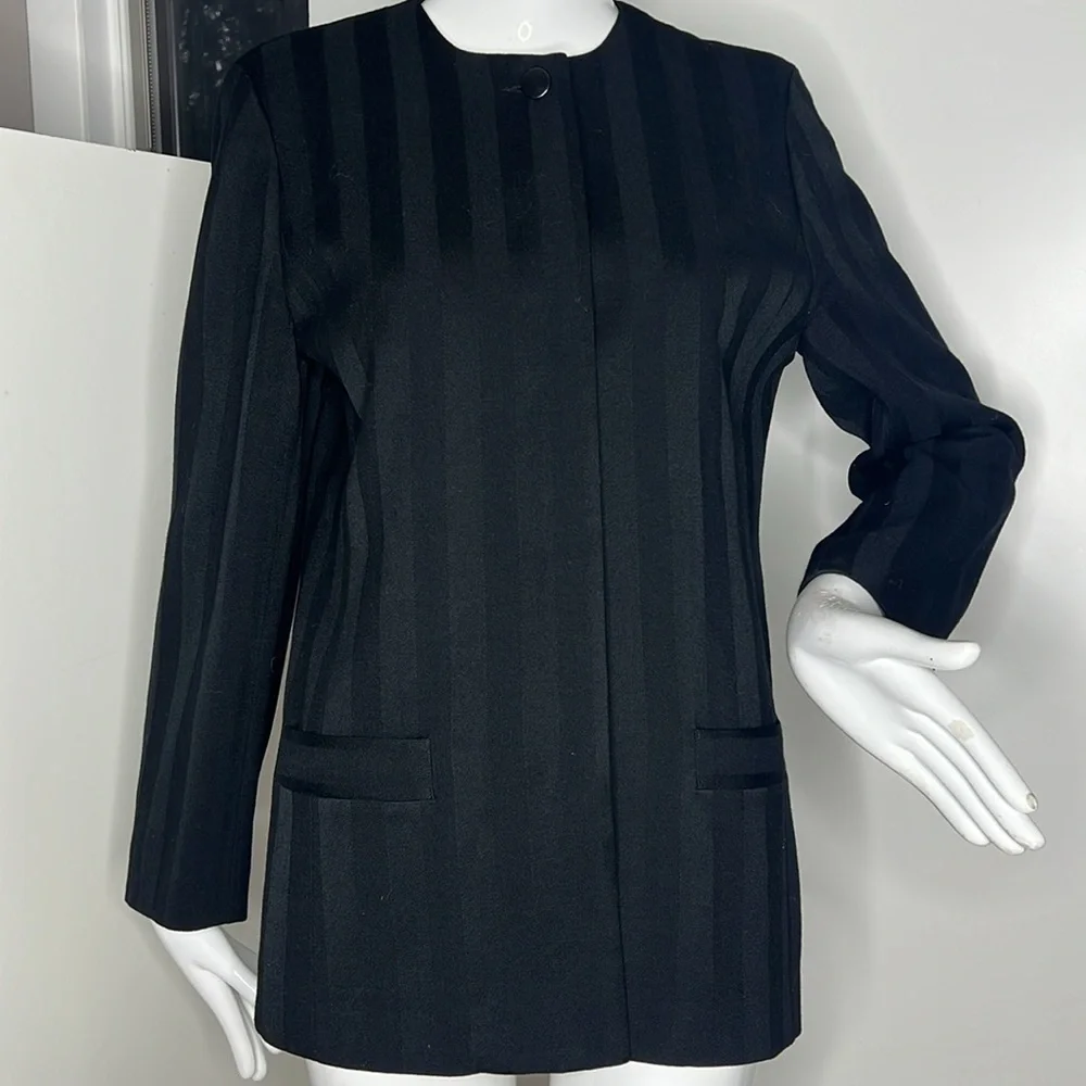 Christian Dior Sz 6-8 Black Wide Pin Stripe Collarless Hidden Button Blazer